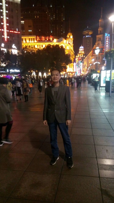 水池养鱼的第一张照片--铜鼓认干亲服务网